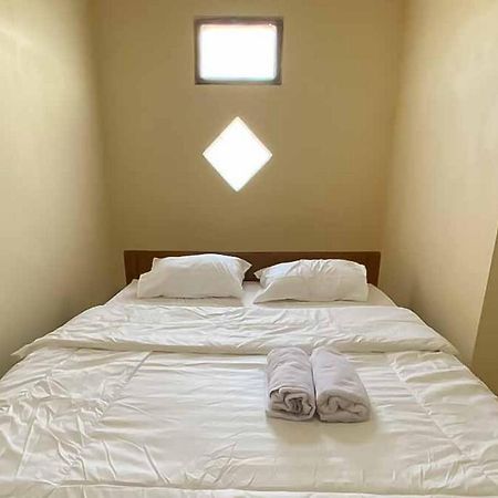 Palace Syariah Homestay Redpartner Banyuwangi  Ngoại thất bức ảnh